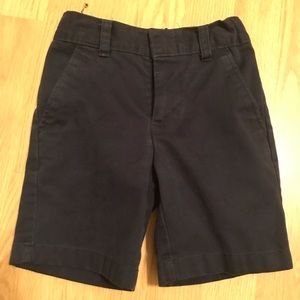 Boy’s navy blue size 5 school uniform shorts